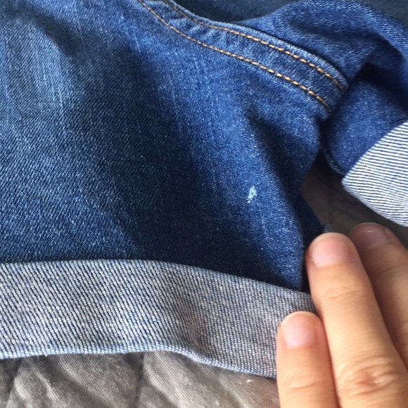 Levi’s Mid Rise Denim Shorts - Picture 4 of 5